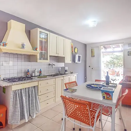 Comfortable In San Giorgio 90 M² + Private Garden Apartment *