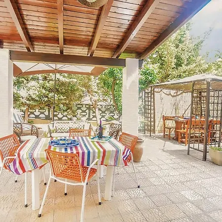 Apartment Comfortable In San Giorgio, 90 M² + Private Garden