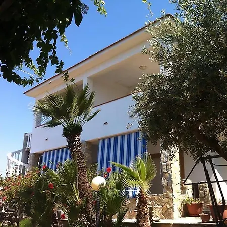 Comfortable In San Giorgio, 90 M² + Private Garden Sciacca