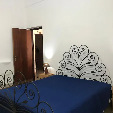 Comfortable In San Giorgio, 90 M² + Private Garden Apartment