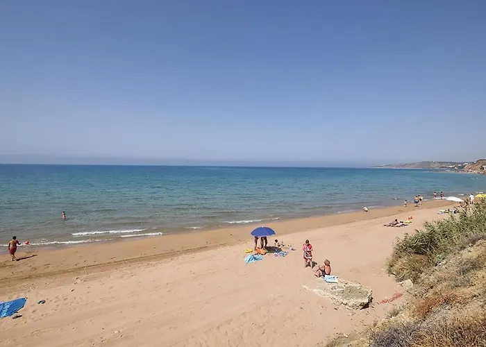 Comfortable In San Giorgio, 90 M² + Private Garden * شاكا